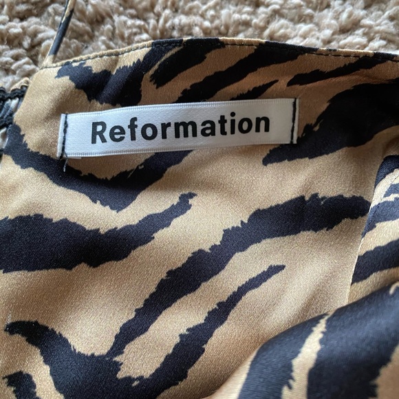 NWOT Reformation Kosta dress XS / 0 100% silk - Picture 5 of 5